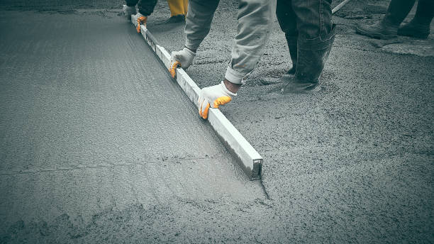 Best Concrete Driveway Installation in Bellefontaine Neighbors, MO